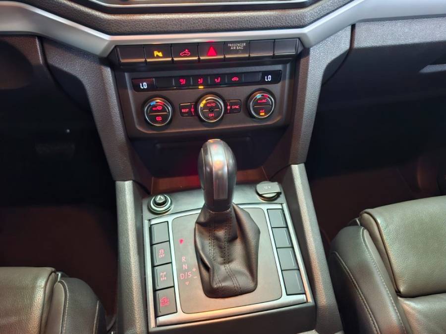 VOLKSWAGEN - AMAROK - 2019/2019 - Preta - R$ 160.000,00
