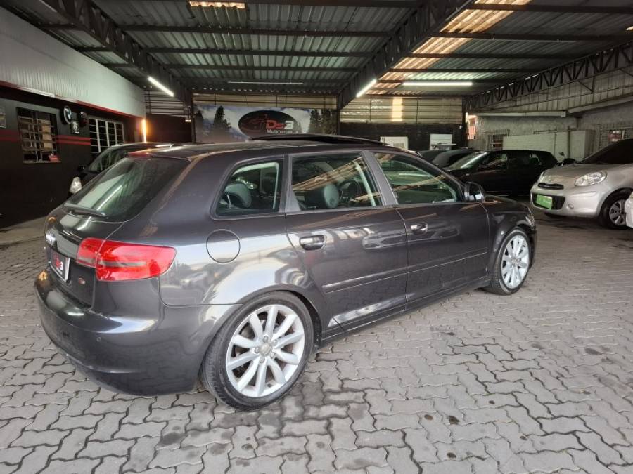 AUDI - A3 - 2010/2010 - Cinza - R$ 54.000,00