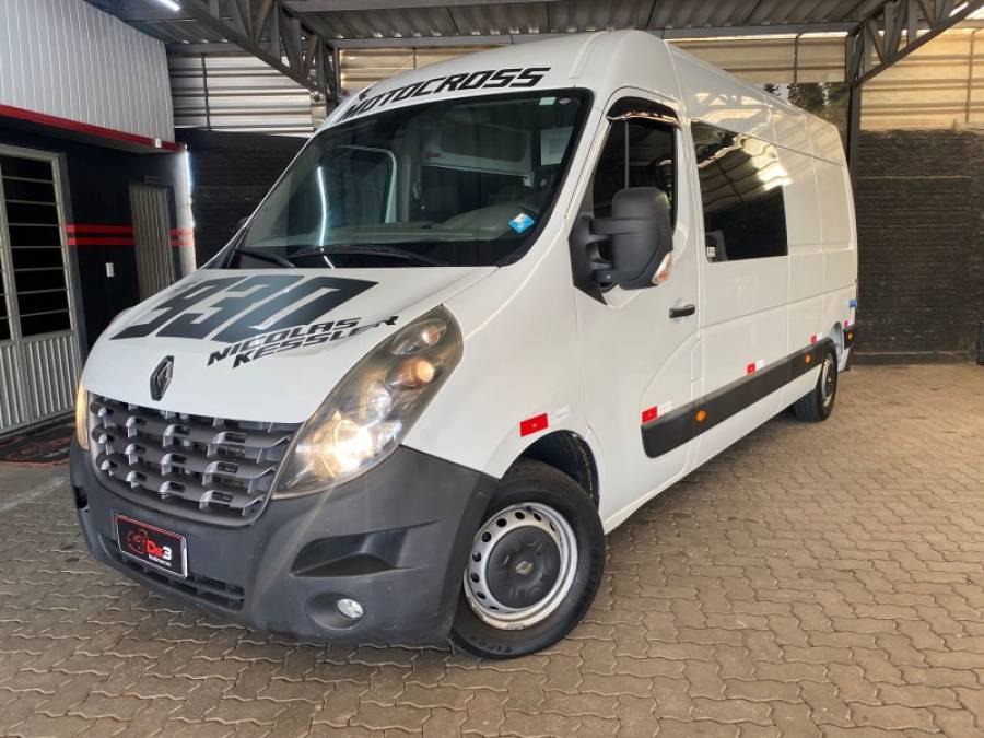 RENAULT - MASTER - 2015/2015 - Branca - R$ 198.000,00