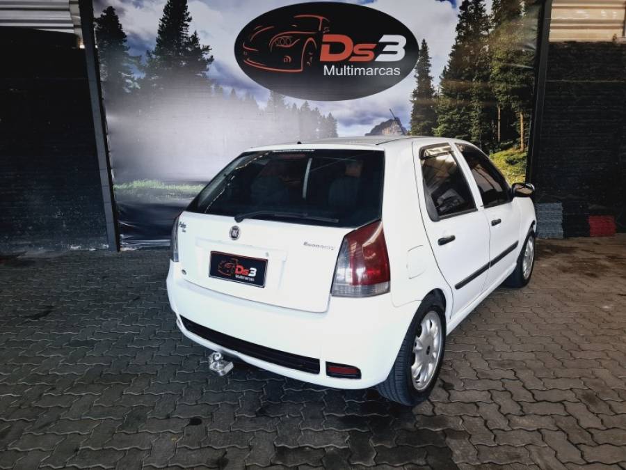 FIAT - PALIO - 2011/2011 - Branca - R$ 27.900,00