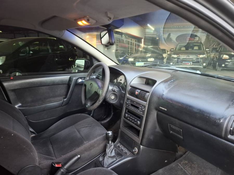 CHEVROLET - ASTRA - 2011/2011 - Preta - R$ 27.900,00