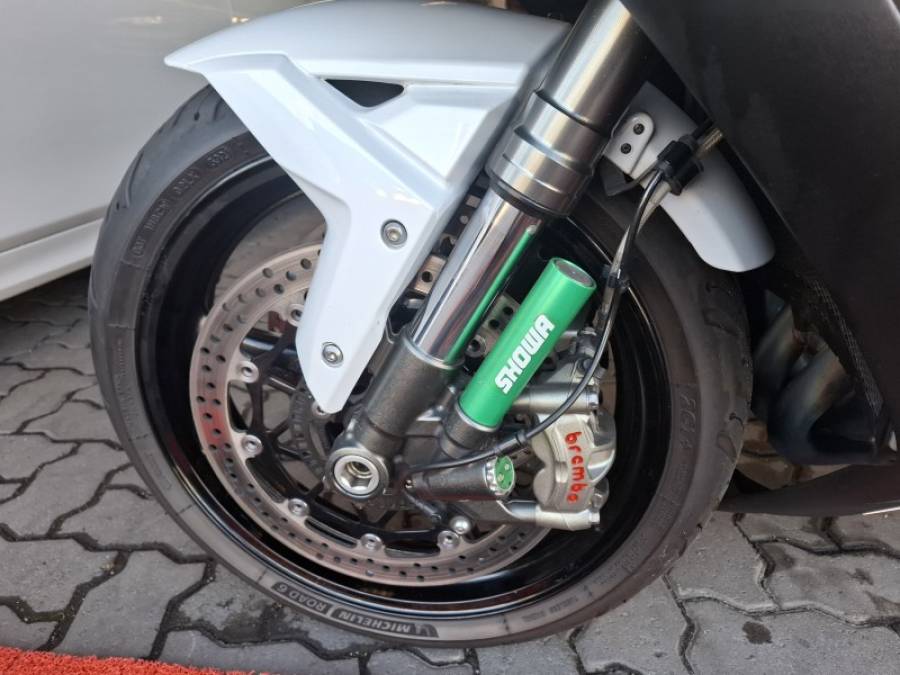 KAWASAKI - NINJA ZX-10R - 2017/2017 - Branca - R$ 69.000,00