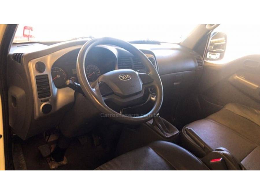 KIA MOTORS - BONGO - 2023/2023 - Branca - R$ 138.900,00