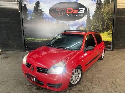 RENAULT - CLIO - 2010/2010 - Vermelha - R$ 21.900,00