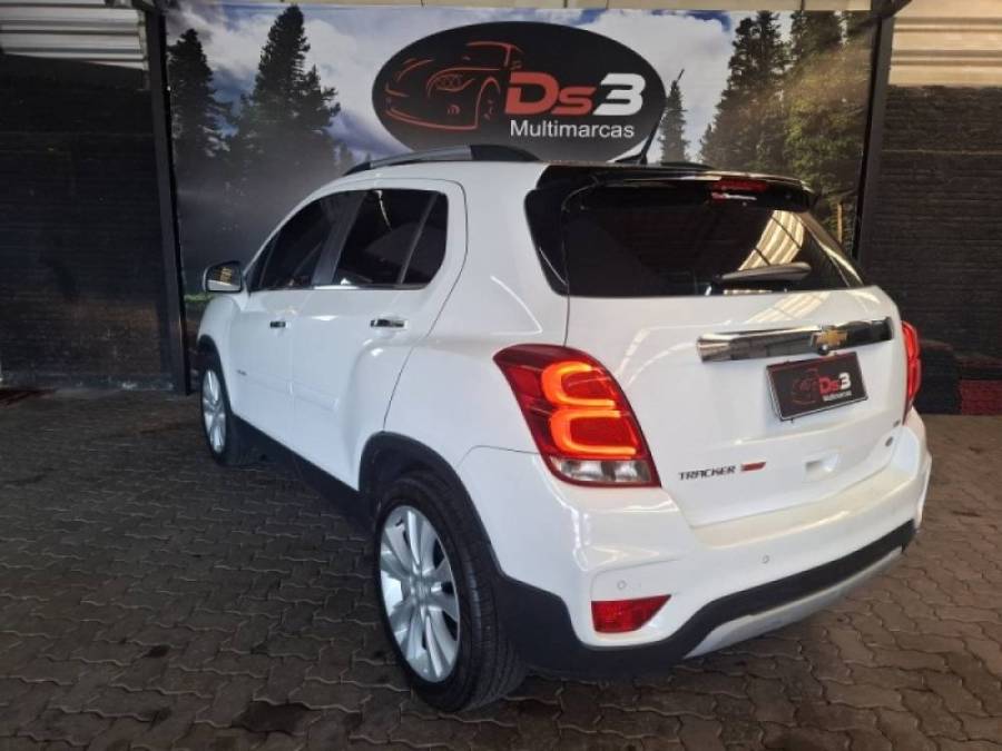 CHEVROLET - TRACKER - 2017/2017 - Branca - R$ 88.900,00