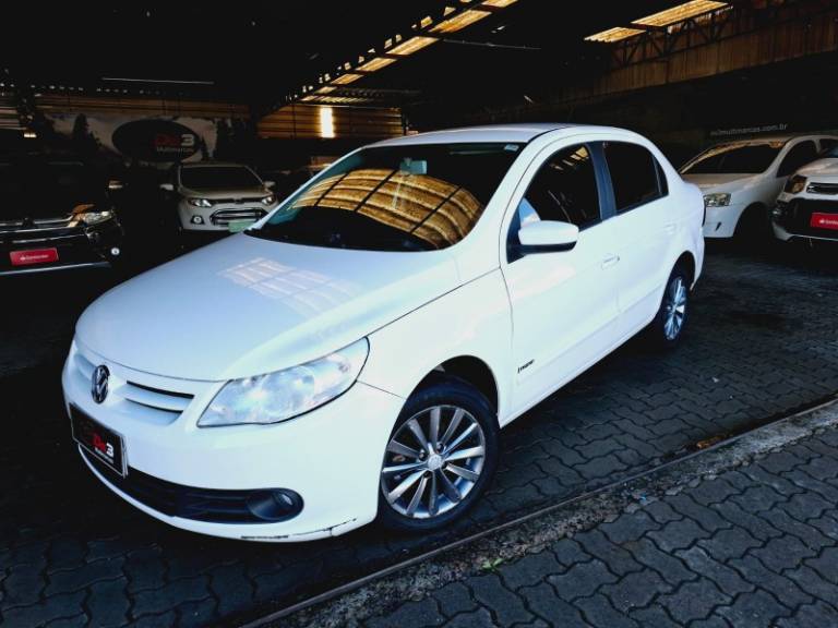 VOLKSWAGEN - VOYAGE - 2012/2012 - Branca - R$ 24.900,00
