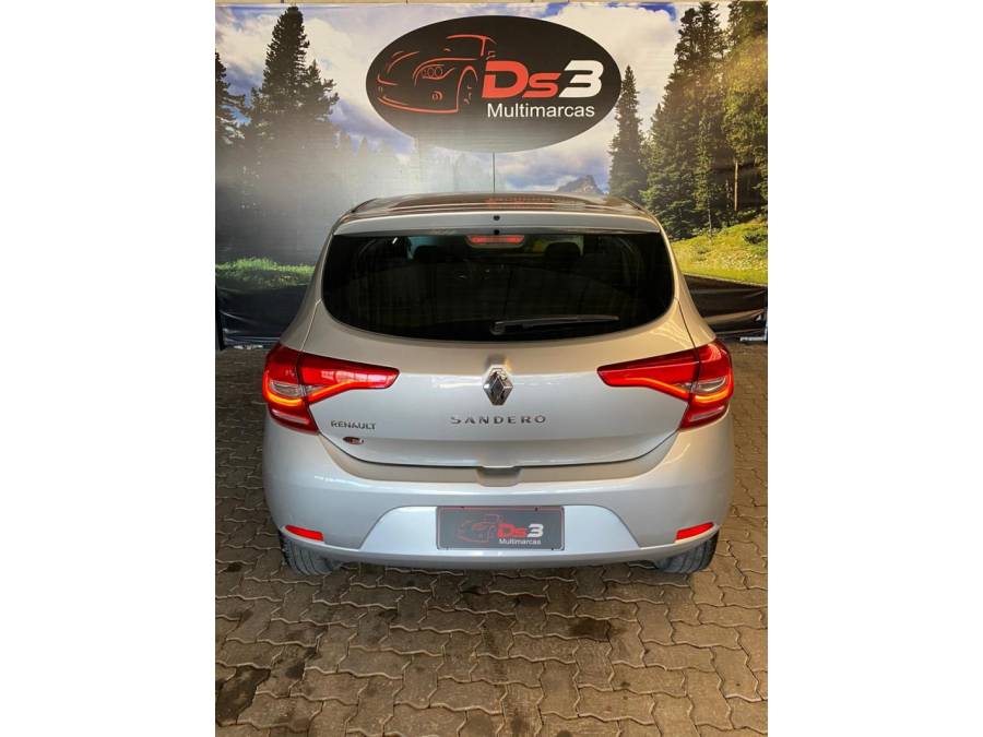 RENAULT - SANDERO - 2020/2020 - Prata - R$ 47.900,00
