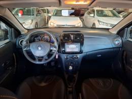 RENAULT - SANDERO - 2015/2015 - Preta - R$ 46.900,00
