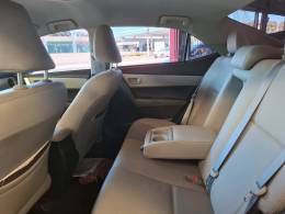 TOYOTA - COROLLA - 2018/2018 - Branca - R$ 99.000,00