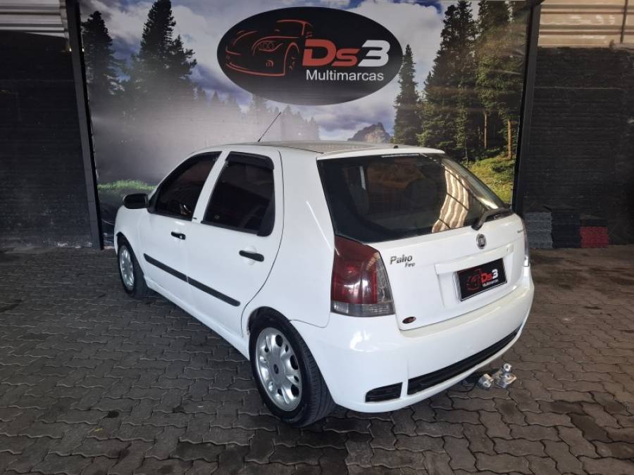 FIAT - PALIO - 2011/2011 - Branca - R$ 27.900,00