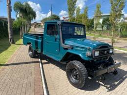 TOYOTA - BANDEIRANTE - 1998/1998 - Verde - R$ 109.000,00