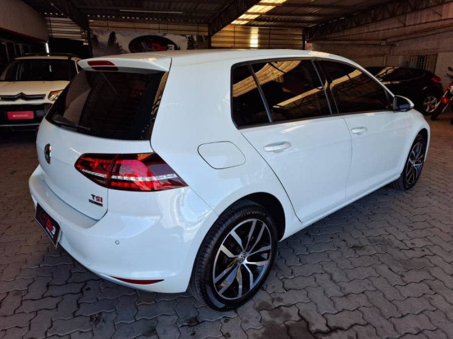 VOLKSWAGEN - GOLF - 2015/2015 - Branca - R$ 79.900,00
