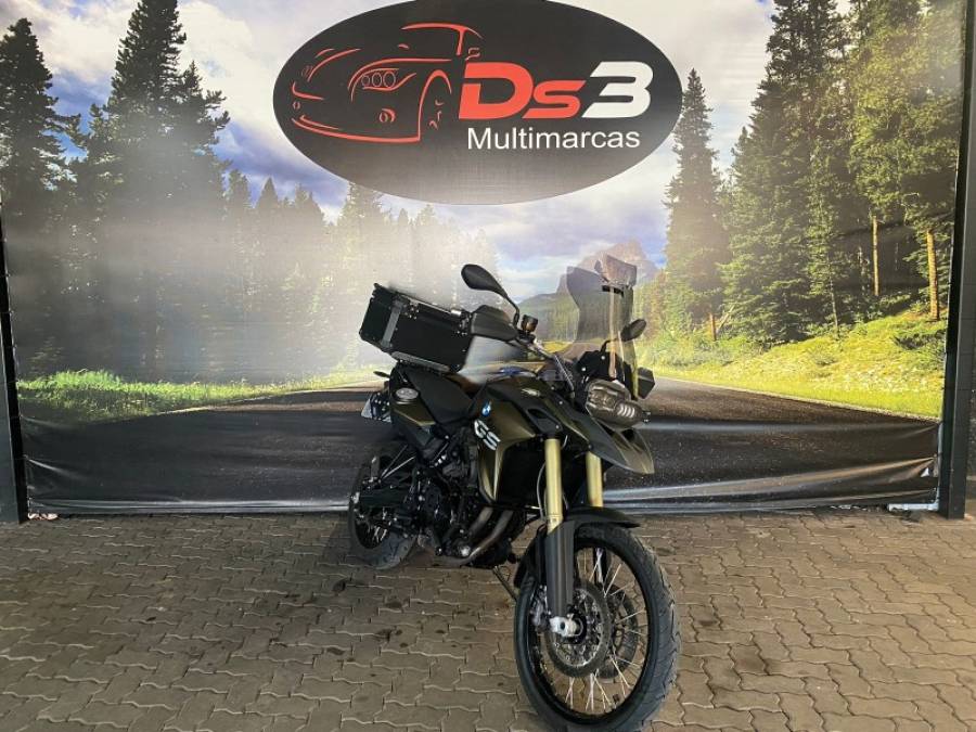 BMW - F 800 - 2013/2013 - Marrom - R$ 39.900,00