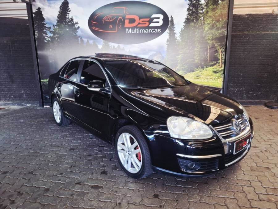 VOLKSWAGEN - JETTA - 2010/2010 - Preta - R$ 40.000,00