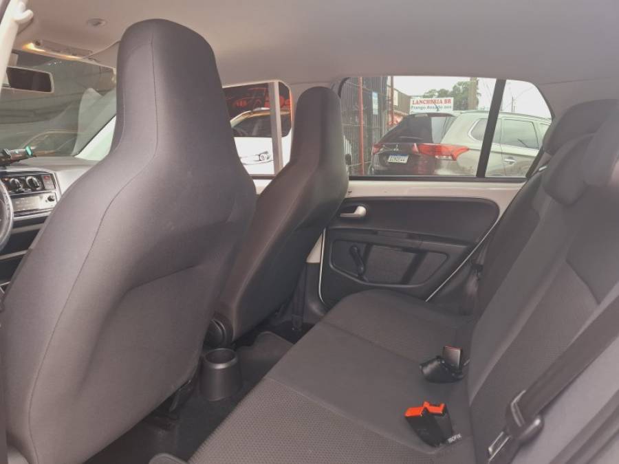 VOLKSWAGEN - UP - 2020/2020 - Branca - R$ 67.900,00