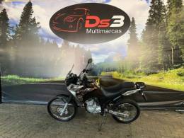 YAMAHA - XTZ 250 - 2018/2018 - Preta - R$ 23.500,00