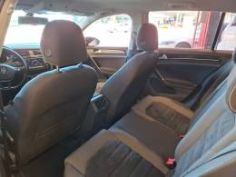 VOLKSWAGEN - GOLF - 2015/2015 - Branca - R$ 79.900,00
