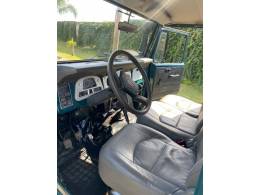 TOYOTA - BANDEIRANTE - 1998/1998 - Verde - R$ 109.000,00