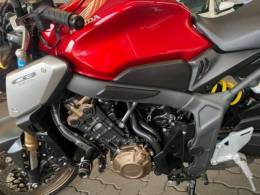 HONDA - CB 650R - 2023/2023 - Vermelha - R$ 54.000,00
