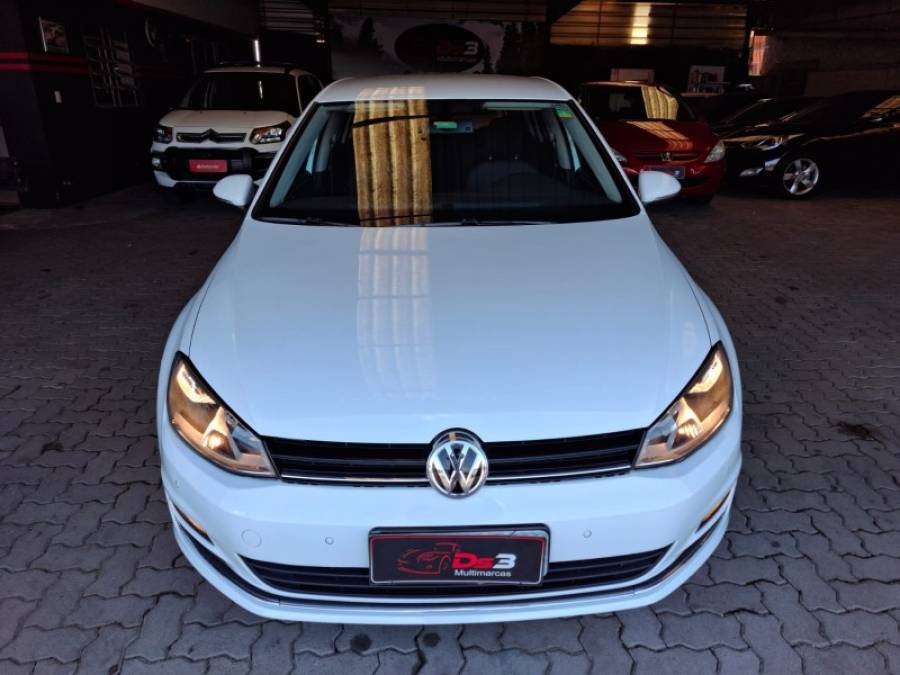 VOLKSWAGEN - GOLF - 2015/2015 - Branca - R$ 79.900,00